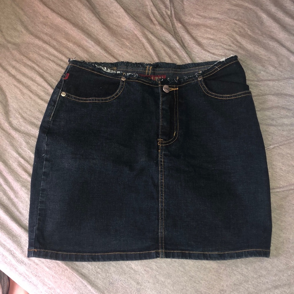 denim skirt